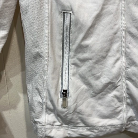 Lululemon Run: Sunbeam Pullover White M/ L - Picture 9 of 11